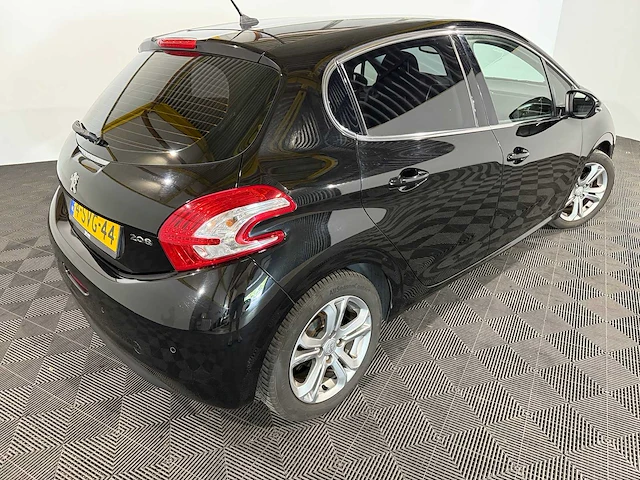 Peugeot 208 1.2 vti allure, 4-svg-44 - afbeelding 9 van  13