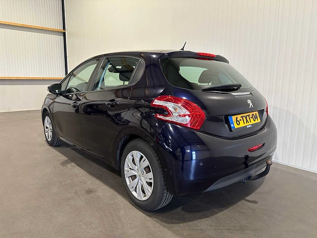 Peugeot 208 1.2 vti envy 6-txt-04 - afbeelding 18 van  24