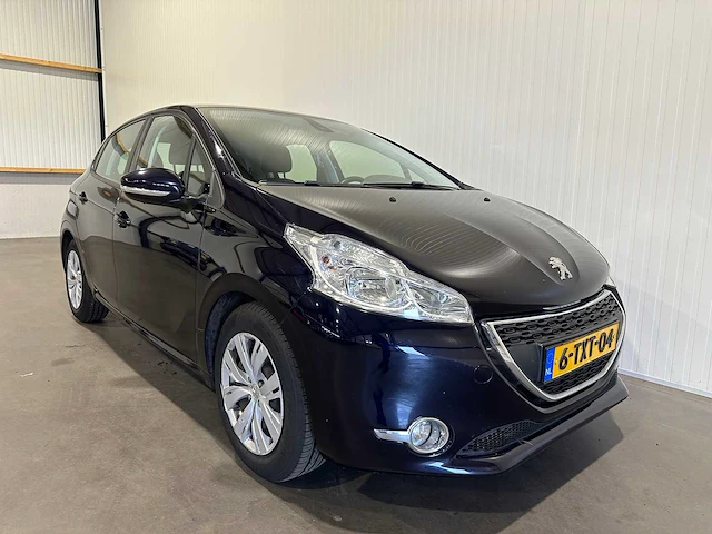Peugeot 208 1.2 vti envy 6-txt-04 - afbeelding 22 van  24