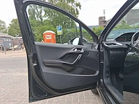 Peugeot 208 1.2 vti style 2014 | 6-xgk-89 - afbeelding 5 van  32