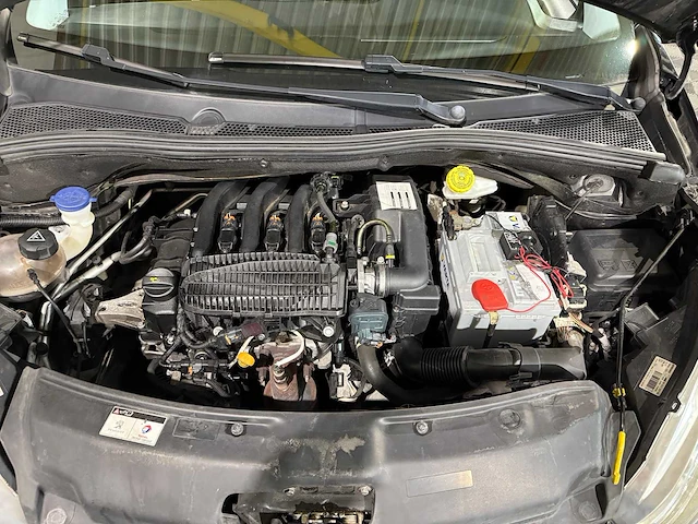 Peugeot 208 1.2 vti style, 9-xvb-78 - afbeelding 7 van  16