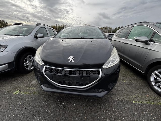 Peugeot 208 1.2i active, 2014 - afbeelding 12 van  33