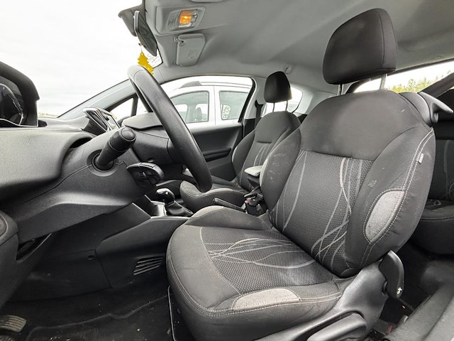 Peugeot 208 1.2i active, 2014 - afbeelding 32 van  33