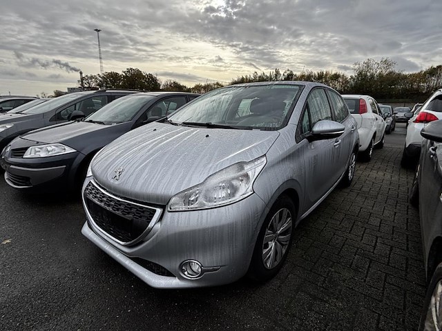 Peugeot 208 1.2i active stt etg 82 at, 2014 - afbeelding 1 van  31