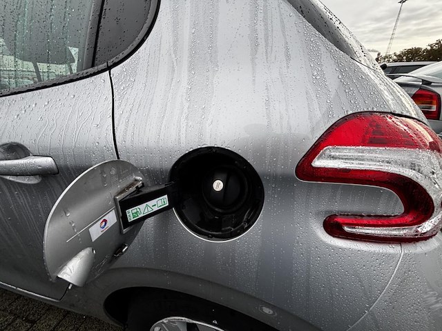 Peugeot 208 1.2i active stt etg 82 at, 2014 - afbeelding 14 van  31