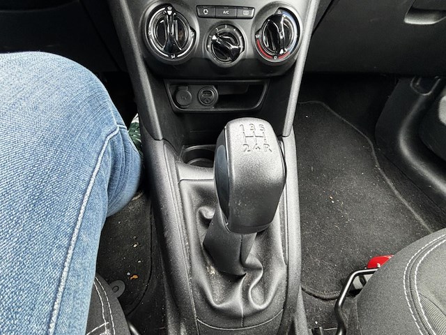 Peugeot 208 1.2i puretech active, 2016 - afbeelding 6 van  33