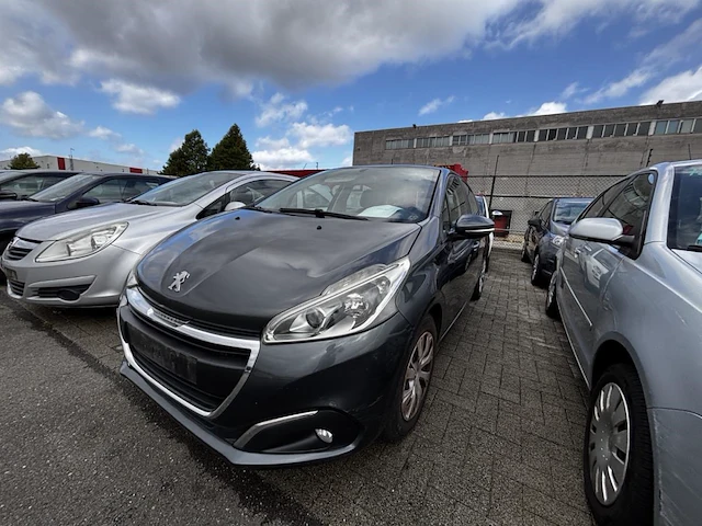 Peugeot 208 1.2i puretech active,2015 - afbeelding 1 van  38