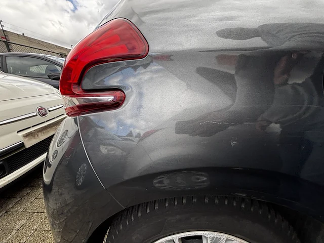 Peugeot 208 1.2i puretech active,2015 - afbeelding 29 van  38