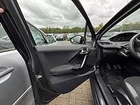 Peugeot 208 1.2i puretech active,2015 - afbeelding 36 van  38