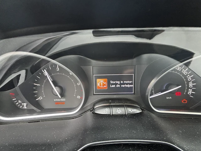 Peugeot 208 1.4 hdi active, 2013 - afbeelding 2 van  35