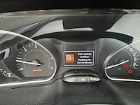 Peugeot 208 1.4 hdi active, 2013 - afbeelding 3 van  35