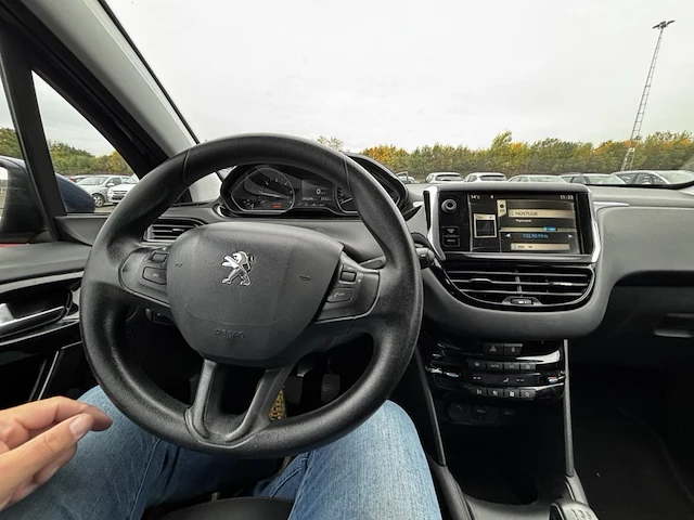 Peugeot 208 1.4 hdi active, 2013 - afbeelding 7 van  35
