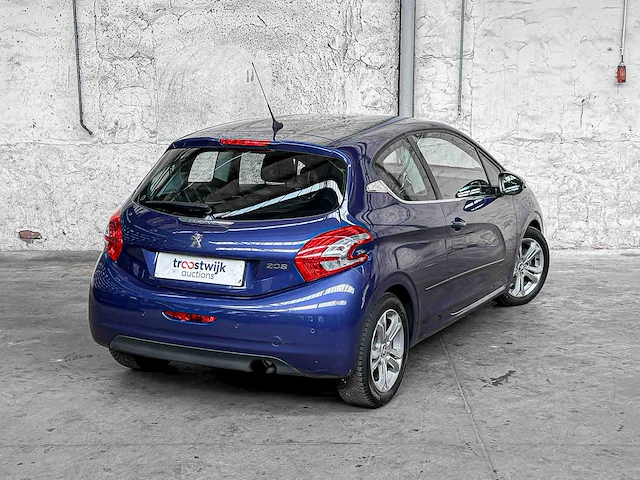 Peugeot 208 1.4 vti allure 95pk 2012, 31-xvb-3 - afbeelding 2 van  37