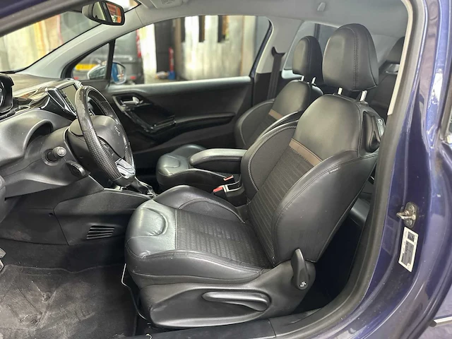 Peugeot 208 1.4 vti allure 95pk 2012, 31-xvb-3 - afbeelding 19 van  37