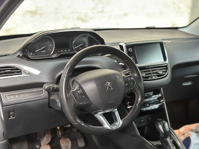 Peugeot 208 1.4 vti allure 95pk 2012, 31-xvb-3 - afbeelding 20 van  37