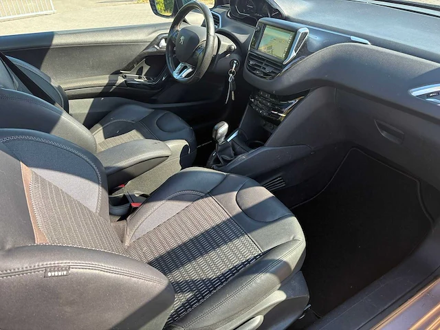 Peugeot 208 1.4 vti allure , 99-xrt-6 - afbeelding 5 van  27
