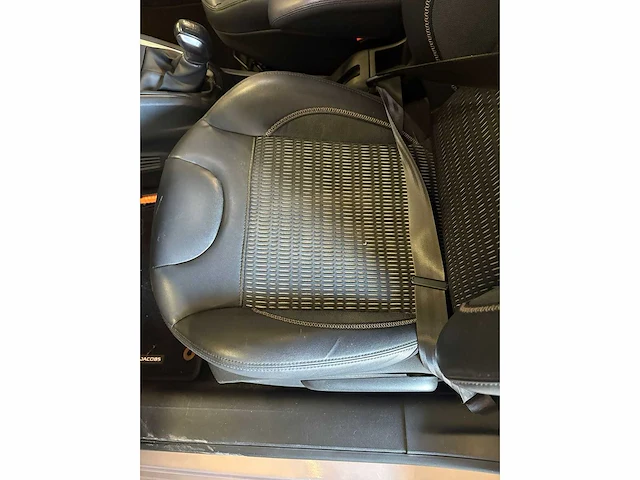 Peugeot 208 1.4 vti allure , 99-xrt-6 - afbeelding 9 van  27