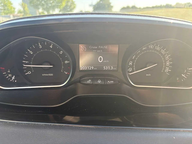 Peugeot 208 1.4 vti allure , 99-xrt-6 - afbeelding 26 van  27