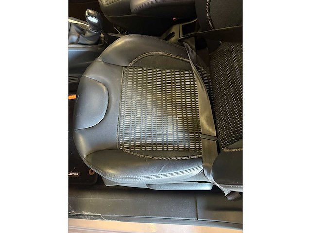 Peugeot 208 1.4 vti allure , 99-xrt-6 - afbeelding 9 van  27