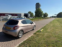 Peugeot 208 1.4 vti allure , 99-xrt-6 - afbeelding 22 van  27