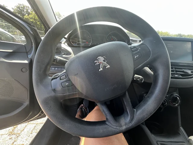 Peugeot 208 1.6 bluehdi active 75, 2015 - afbeelding 6 van  30