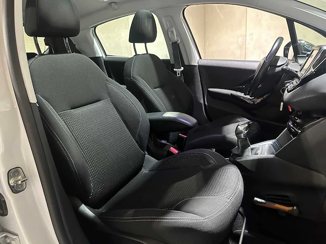 Peugeot 208 1.6 bluehdi blue lease premium 99pk 2015, hs-789-p - afbeelding 31 van  40