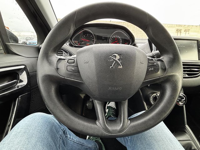 Peugeot 208 1.6 e-hdi active stt, 2014 - afbeelding 8 van  39