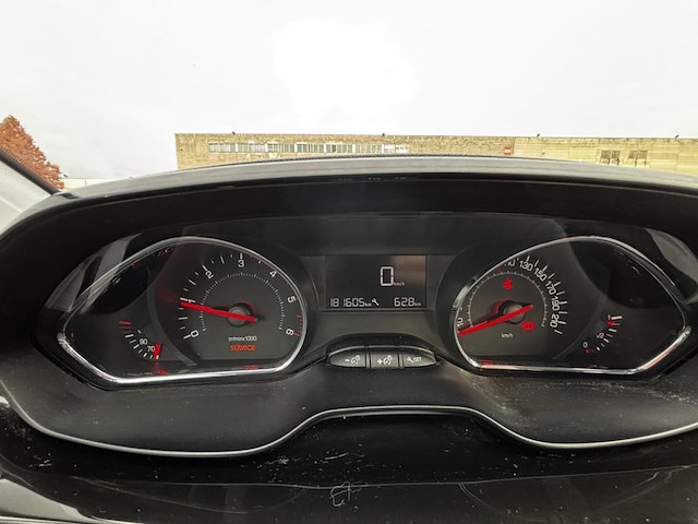 Peugeot 208 1.6 e-hdi active stt, 2014 - afbeelding 39 van  39