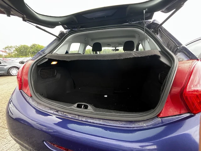 Peugeot 208, 2014 - afbeelding 13 van  28