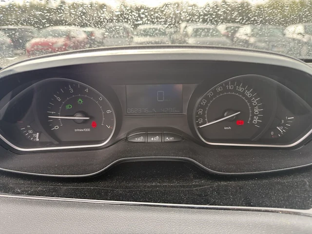 Peugeot 208 active,2016 - afbeelding 5 van  33