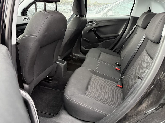 Peugeot 208 active,2016 - afbeelding 11 van  33