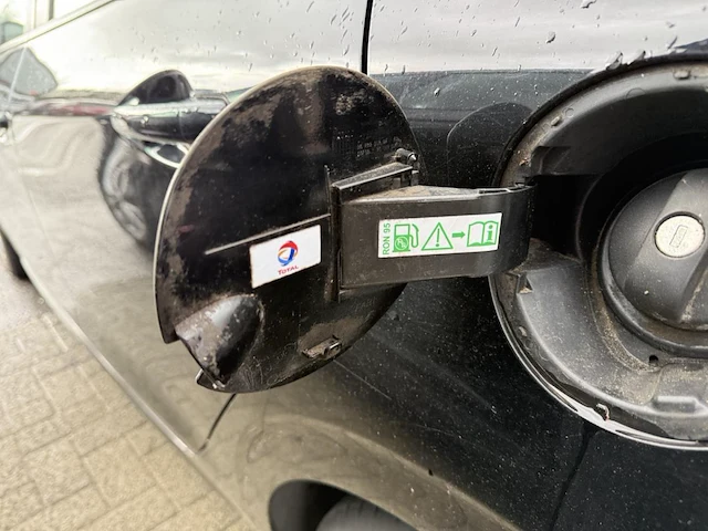 Peugeot 208 active,2016 - afbeelding 14 van  33