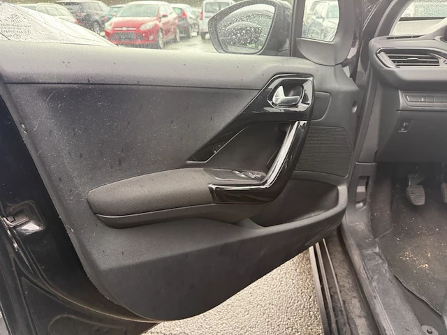 Peugeot 208 active,2016 - afbeelding 30 van  33