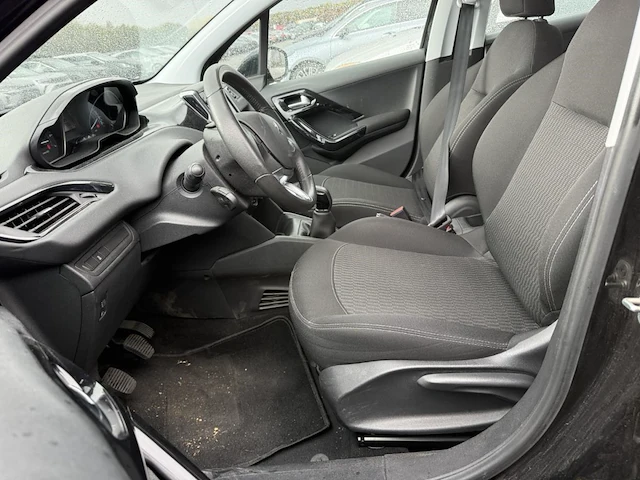 Peugeot 208 active,2016 - afbeelding 31 van  33