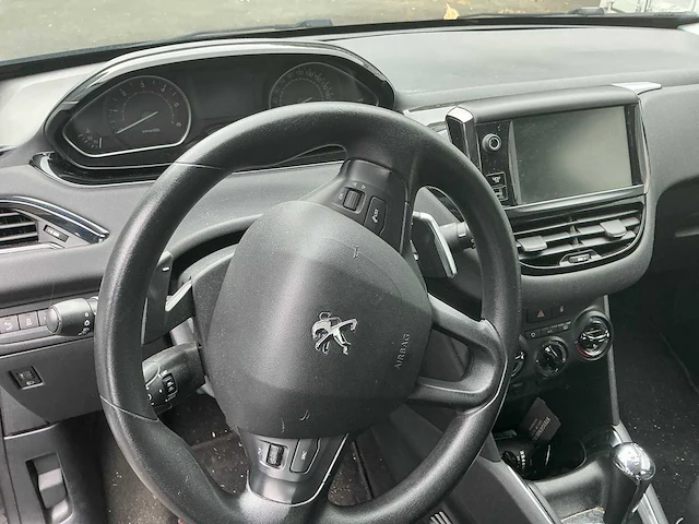 Peugeot 208 personenauto (11-zsn-9) - afbeelding 22 van  38
