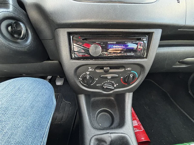 Peugeot 208,2009 - afbeelding 4 van  32