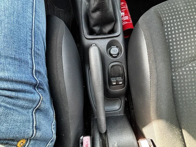 Peugeot 208,2009 - afbeelding 6 van  32