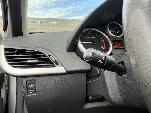 Peugeot 208,2011 - afbeelding 13 van  33