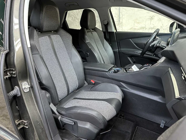 Peugeot 3008 1.2 puret. bl prem 131pk 2020, h-391-js - afbeelding 37 van  47