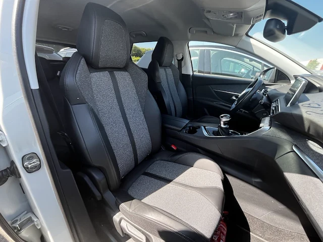 Peugeot 3008 1.2 puretech allure 130, 2017 - afbeelding 10 van  20