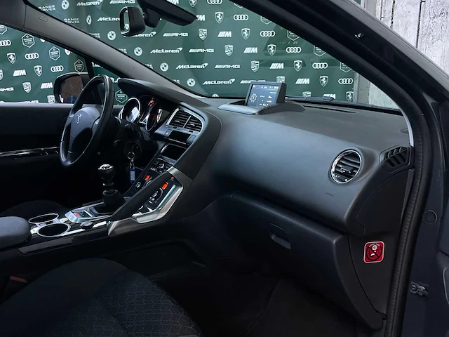 Peugeot 3008 1.2 puretech allure 131pk 2016, k-496-hj - afbeelding 17 van  43