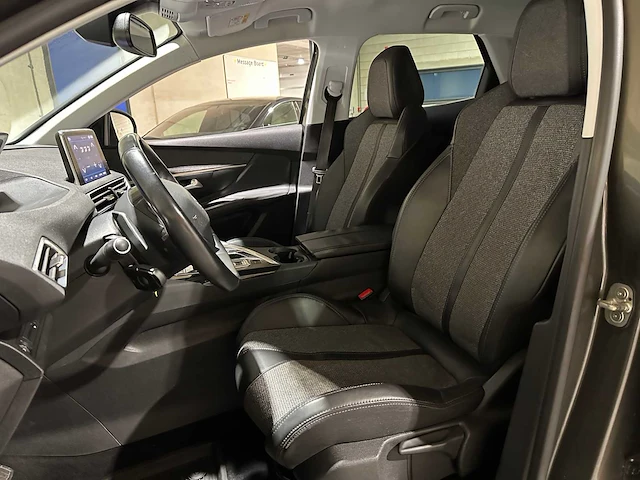 Peugeot 3008 1.2 puretech allure 131pk 2017, r-718-xl - afbeelding 22 van  38