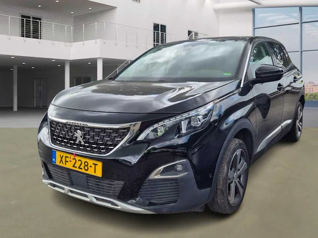 Peugeot 3008 1.2 puretech allure , ; xf-228-t - afbeelding 1 van  23