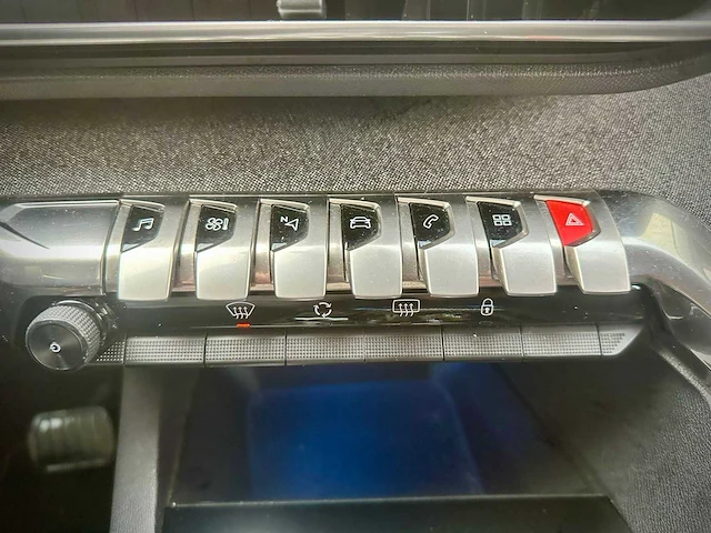 Peugeot 3008 1.2 puretech prem , ; ns-841-j - afbeelding 4 van  14