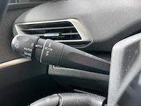 Peugeot 3008 1.5 bl.hdi bl gt-line 131pk 2020, h-752-zr - afbeelding 11 van  41