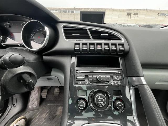 Peugeot 3008 1.6 hdi premium pack fap 112, 2012 - afbeelding 2 van  39