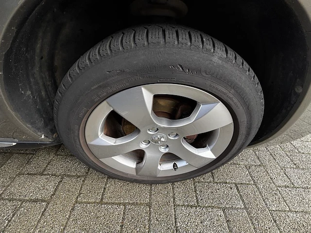 Peugeot 3008 1.6 hdi premium pack fap,2011 - afbeelding 17 van  37