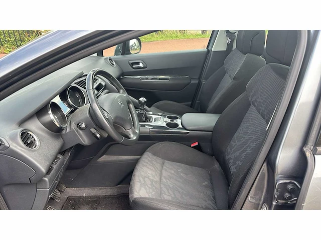 Peugeot 3008 1.6 thp blue lease executive 2011 | 15-xjj-2 i - afbeelding 7 van  13