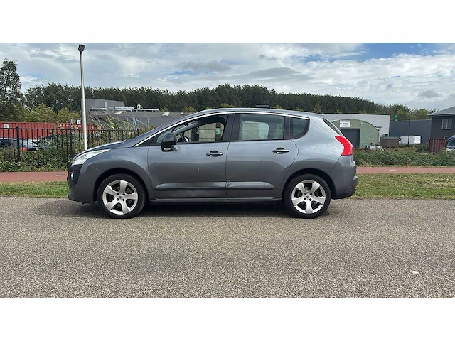 Peugeot 3008 1.6 thp blue lease executive 2011 | 15-xjj-2 i - afbeelding 12 van  13