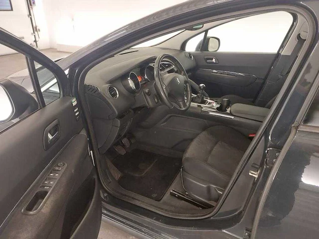 Peugeot 3008 1.6 thp première , 7-kxs-24 - afbeelding 16 van  18